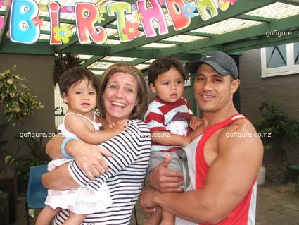 08-TonyPartyfamily