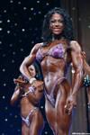 09-GinaAarnold08